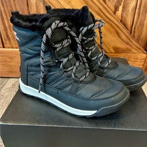 Women’s Sorel Black and White Winter Boots